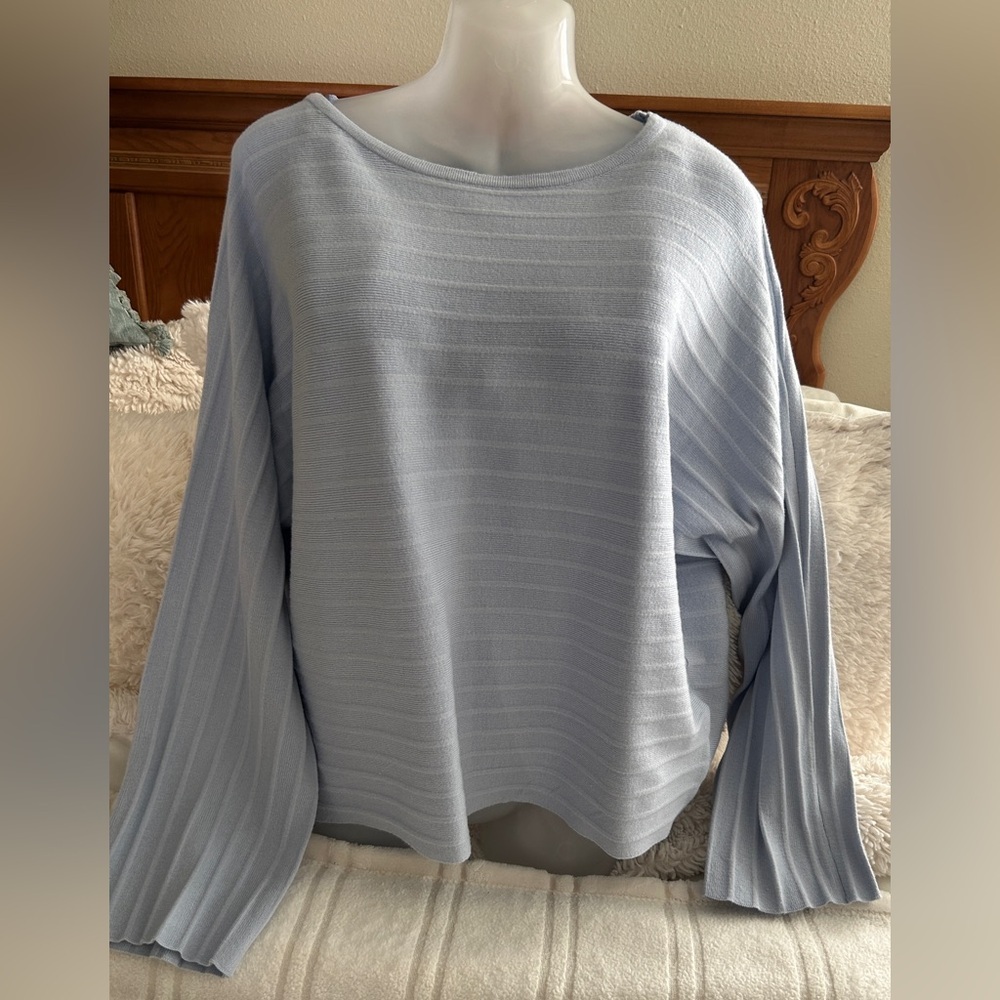 Tahari blue Ribbed Knit Top Long Sleeves Sz M​ - Picture 13 of 13